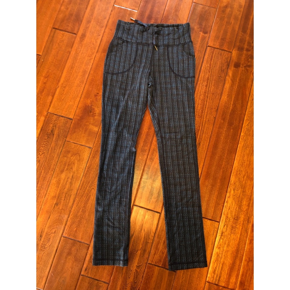 Lululemon skinny pants
